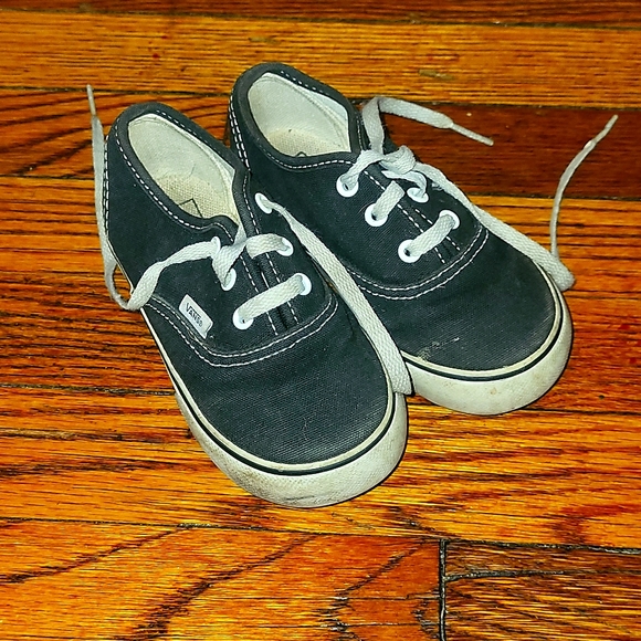 Vans Other - Van's sz 7 black sneakers